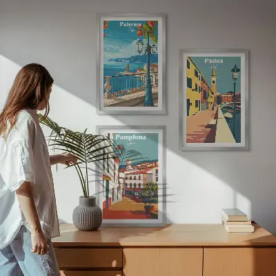 Kompozycja obrazów na ścianę ilustracje z miastami w stylu retro