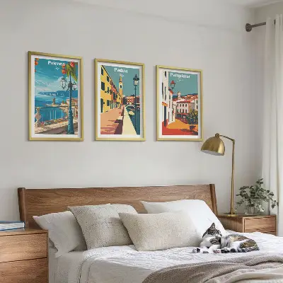 Kompozycja obrazów na ścianę ilustracje z miastami w stylu retro