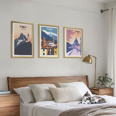 Kompozycja obrazów na ścianę Góry architektura retro ilustracje