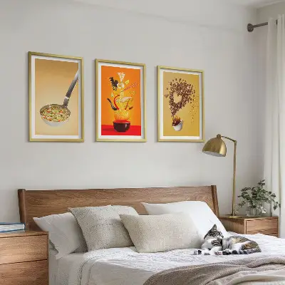 Zestaw 3 obrazów do salonu z motywami jedzenia kuchennego
