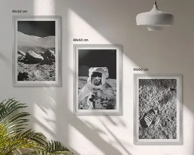 Kompozycja obrazów na ścianę z motywem księżyca i astronauty od NASA
