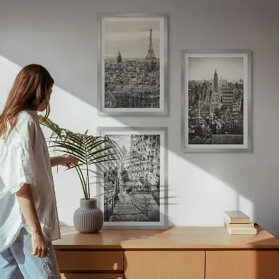 Zestaw obrazów do salonu z widokami na schody w Paryżu i Nowym Jorku