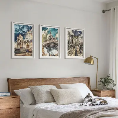 Zestaw 3 obrazów do salonu przedstawiający mosty i wieże europejskich miast