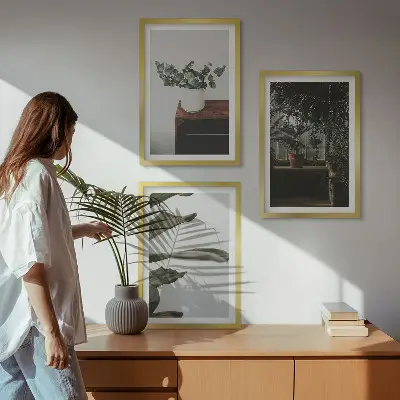 Zestaw 3 obrazów do salonu z motywem roślin w doniczkach w stylu rustykalnym