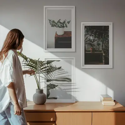 Zestaw 3 obrazów do salonu z motywem roślin w doniczkach w stylu rustykalnym