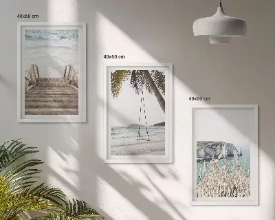 Kompozycja obrazów na ścianę plaża z drewnianymi schodami i huśtawką