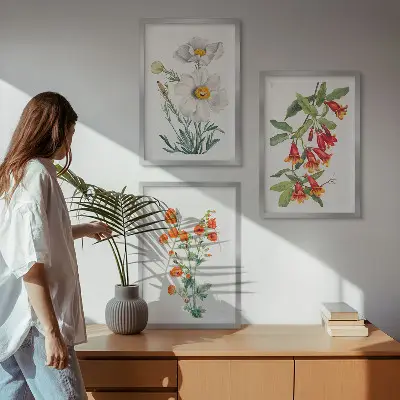 Kompozycja obrazów na ścianę kwiatowe motywy w stylu retro