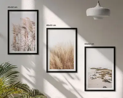 Kompozycja obrazów na ścianę z motywem traw pampasowych i plaży w stylu boho