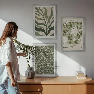 Zestaw obrazów do salonu z roślinnymi wzorami w stylu boho