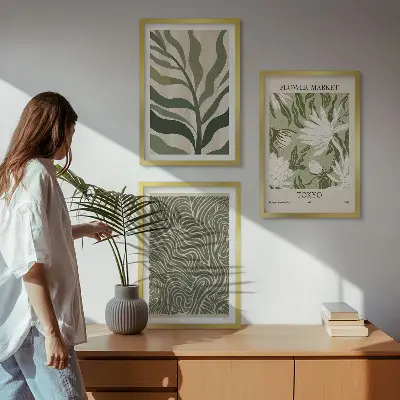 Zestaw obrazów do salonu z roślinnymi wzorami w stylu boho