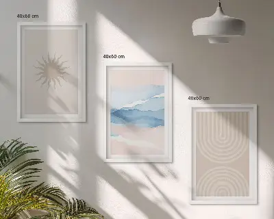 Zestaw obrazów do salonu z abstrakcyjnymi liniami słońca i fal w pastelowych barwach