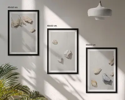 Kompozycja obrazów na ścianę z motywem kamieni na plaży w stylu boho