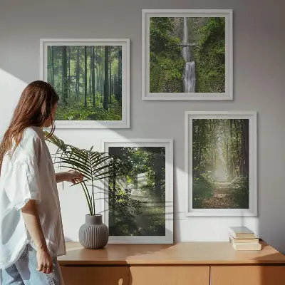 Zielone lasy i promienie światła zestaw 4 obrazów w ramie