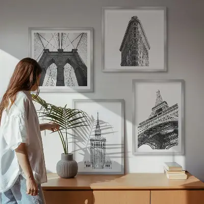 Zestaw obrazów dekoracyjnych z motywem minimalistycznej architektury w czerni i bieli