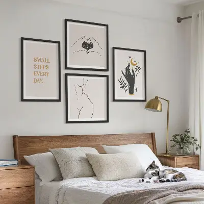Zestaw 4 obrazów w ramie minimalistyczne ilustracje w stylu boho