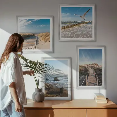 Zestaw 4 obrazów w ramie plaża z falami, niebem i molo podczas spaceru