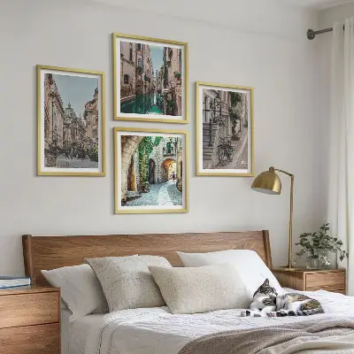 Zestaw 4 obrazów w ramie weneckie uliczki z motywem wody i architektury