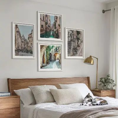 Zestaw 4 obrazów w ramie weneckie uliczki z motywem wody i architektury