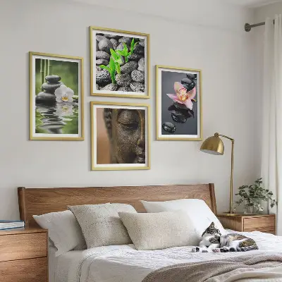 Zestaw 4 obrazów w ramie spokojna kompozycja w stylu zen z kwiatami i Buddą
