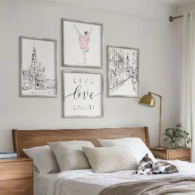 Zestaw 4 obrazów w ramie stylowe grafiki z motywem baletnicy i architektury