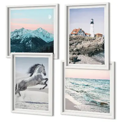 Zestaw 4 obrazów w ramie przedstawiający konie w ruchu na plaży przy latarni morskiej i górach