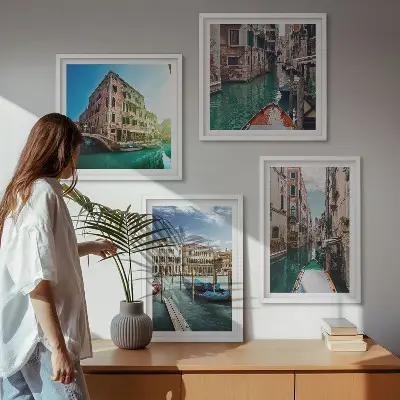 Poliptyk w ramie przedstawiający architekturę kanałów w Wenecji