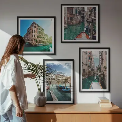 Poliptyk w ramie przedstawiający architekturę kanałów w Wenecji