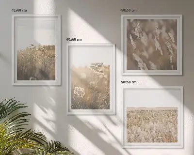 Zestaw obrazów dekoracyjnych przedstawiający ciepły krajobraz z trawą i kwiatami