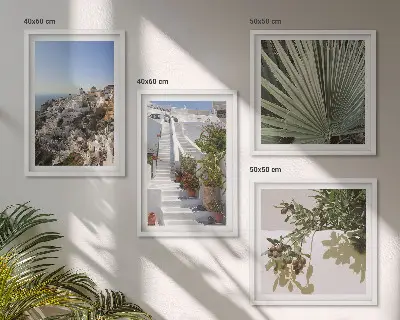 Zestaw obrazów dekoracyjnych z widokiem na białe schody na Santorini