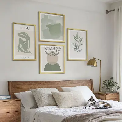 Zestaw obrazów dekoracyjnych stylowe grafiki z abstrakcyjnymi motywami roślinnymi