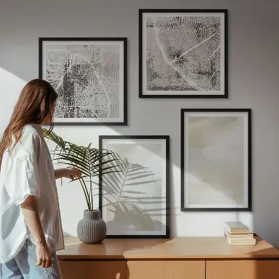 Zestaw 4 obrazów w ramie z malarską teksturą farby w stylu minimalistycznym