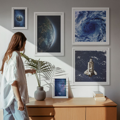 Zestaw obrazów w ramie do galerii ściennej Kosmiczne pejzaże Ziemi