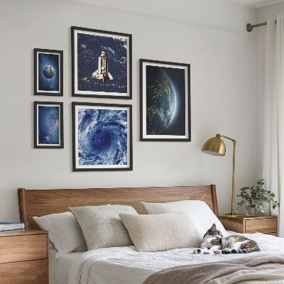 Zestaw obrazów w ramie do galerii ściennej Kosmiczne pejzaże Ziemi