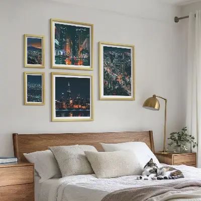 Nocne widoki nowoczesnych miast zestaw 5 obrazów w ramie