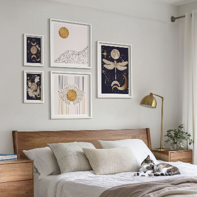 Galeria obrazów na ścianę Stylowe kosmiczne motywy owadów