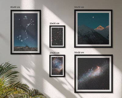 Zestaw obrazów w ramie do galerii ściennej Kosmiczne pejzaże nocą