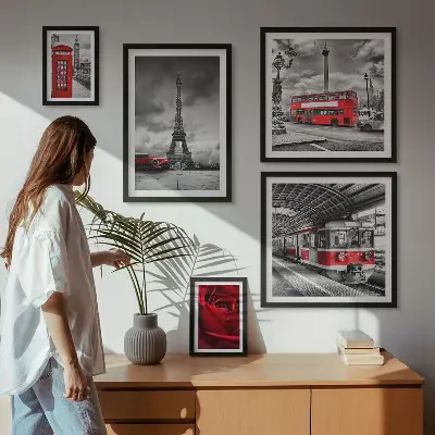 Zestaw 5 obrazów w ramach z motywem ikon architektury i pojazdów