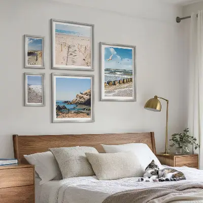 Zestaw obrazów w ramie do galerii ściennej z nadmorskimi pejzażami plażowymi