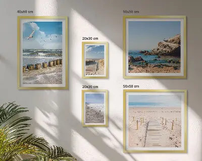 Zestaw obrazów w ramie do galerii ściennej z nadmorskimi pejzażami plażowymi