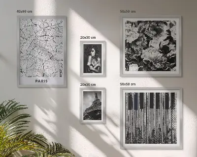 Zestaw obrazów w ramie do galerii ściennej w stylu paryskim z elegancką architekturą