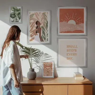Zestaw obrazów w ramie do galerii ściennej w stylu boho z motywem roślinnym