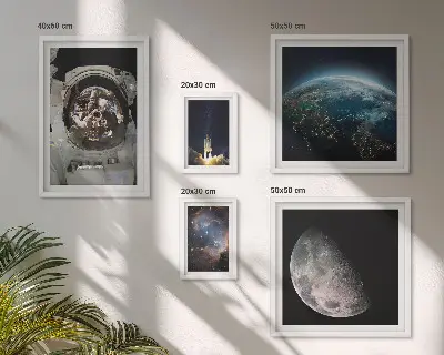 Zestaw obrazów dekoracja ścienna kosmiczne odkrycia z astronautą
