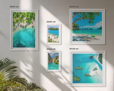 Zestaw 5 obrazów w ramie przedstawiający tropikalne plaże i rajskie wody