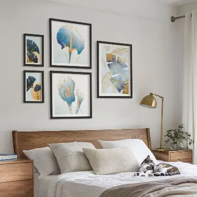 Galeria obrazów na ścianę z nowoczesnymi roślinnymi motywami