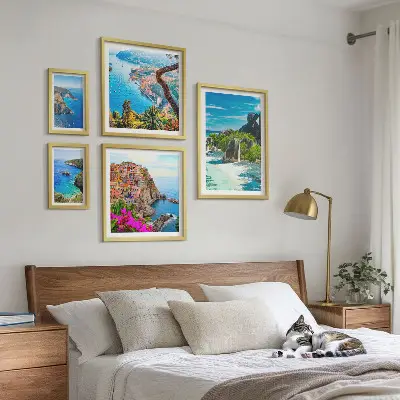 Galeria obrazów na ścianę z widokami krajobrazów nadmorskich
