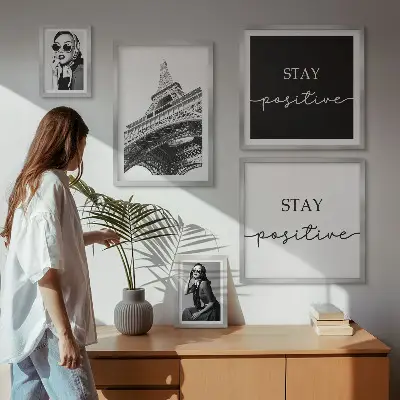 Zestaw 5 obrazów w ramie stylowe grafiki z motywem mody paryskiej