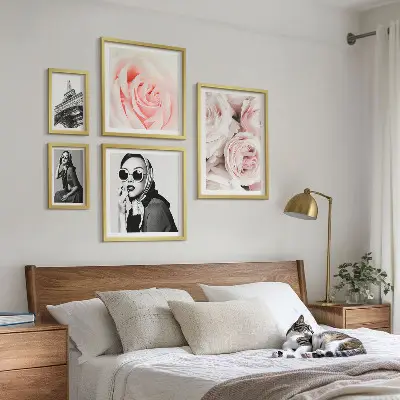 Zestaw obrazów dekoracyjnych stylowe portrety z różami