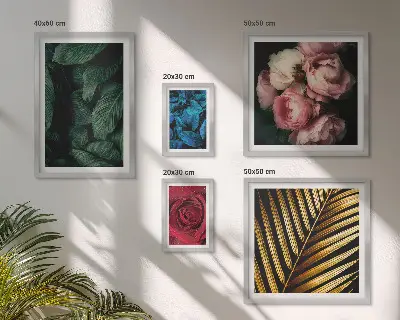 Galeria obrazów na ścianę z roślinnymi motywami kwiatowymi