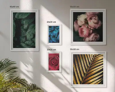 Galeria obrazów na ścianę z roślinnymi motywami kwiatowymi