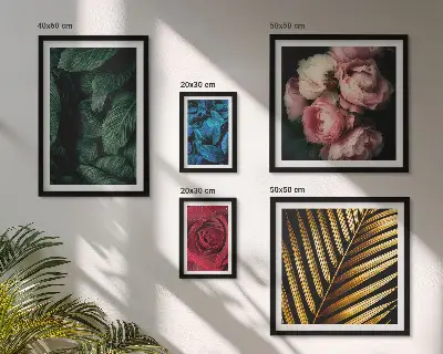 Galeria obrazów na ścianę z roślinnymi motywami kwiatowymi
